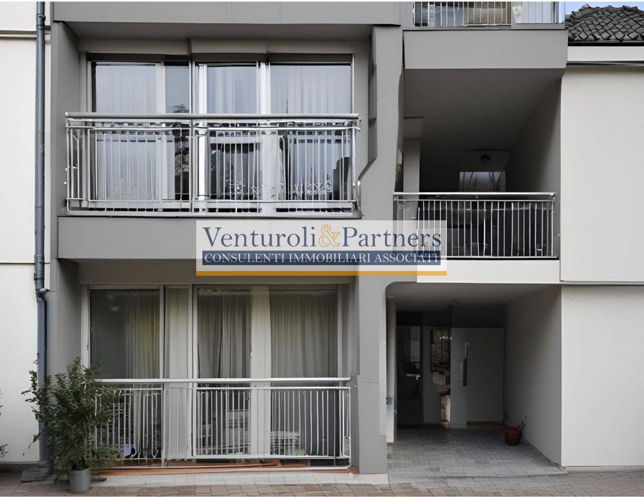 2 bedrooms Apartment in Padenghe sul Garda, Italy No. 367060