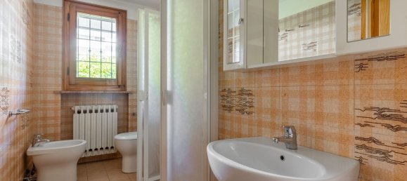 8 bedrooms House in Lugo, Italy No. 362521 17