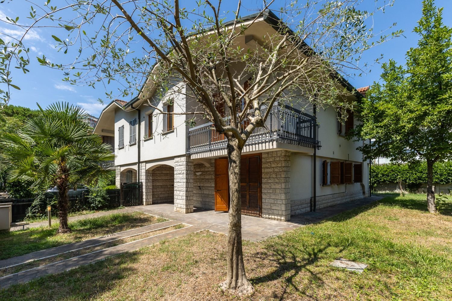 8 bedrooms House in Lugo, Italy No. 362521