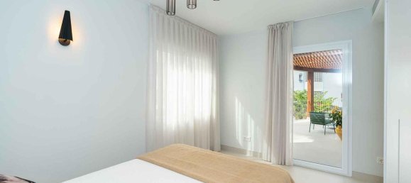 Casa de 3 dormitorios en Marbella, Spain No. 137972 5