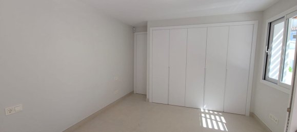 Casa de 3 dormitorios en Marbella, Spain No. 137972 20