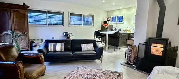 2 Schlafzimmer Haus in Mauves-sur-Loire, France, Nr. 97609 4