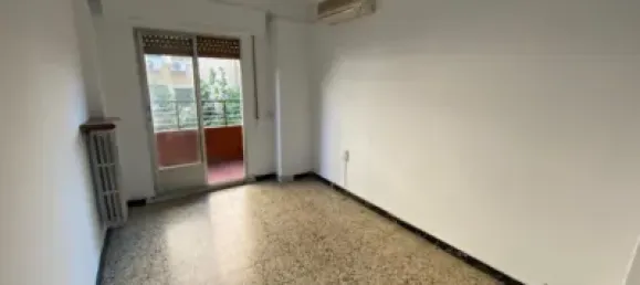 4 bedrooms Apartment in Zaragoza, Spain No. 145885 3