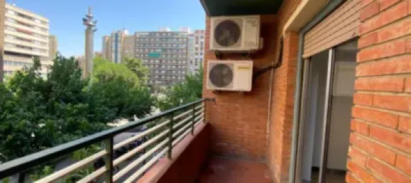 4 bedrooms Apartment in Zaragoza, Spain No. 145885 4