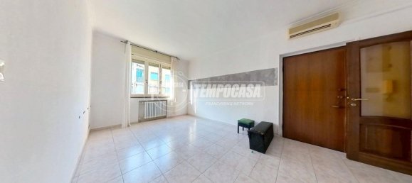 4-Zimmer Wohnung in Turin, Italy, Nr. 120832 3