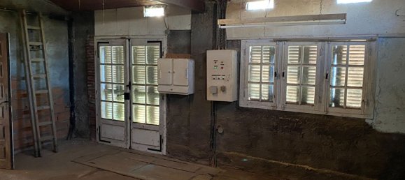 Casa de 2 habitaciónes en Saint-Denis-en-Val, France No. 233922 8