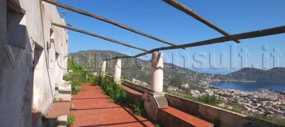 3 bedrooms Villa in Lipari, Italy No. 226028 5