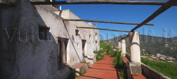 3 bedrooms Villa in Lipari, Italy No. 226028 6