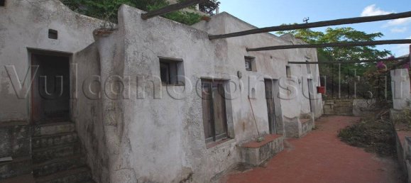 3 bedrooms Villa in Lipari, Italy No. 226028 7