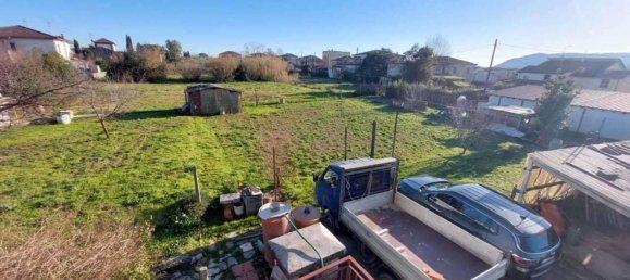 Дом с 10 комнатами в Кастельнуово Магра, Италия № 216825 11