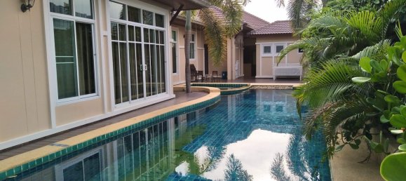 4 bedrooms Commercial property in Pattaya, Thailand No. 19160 4