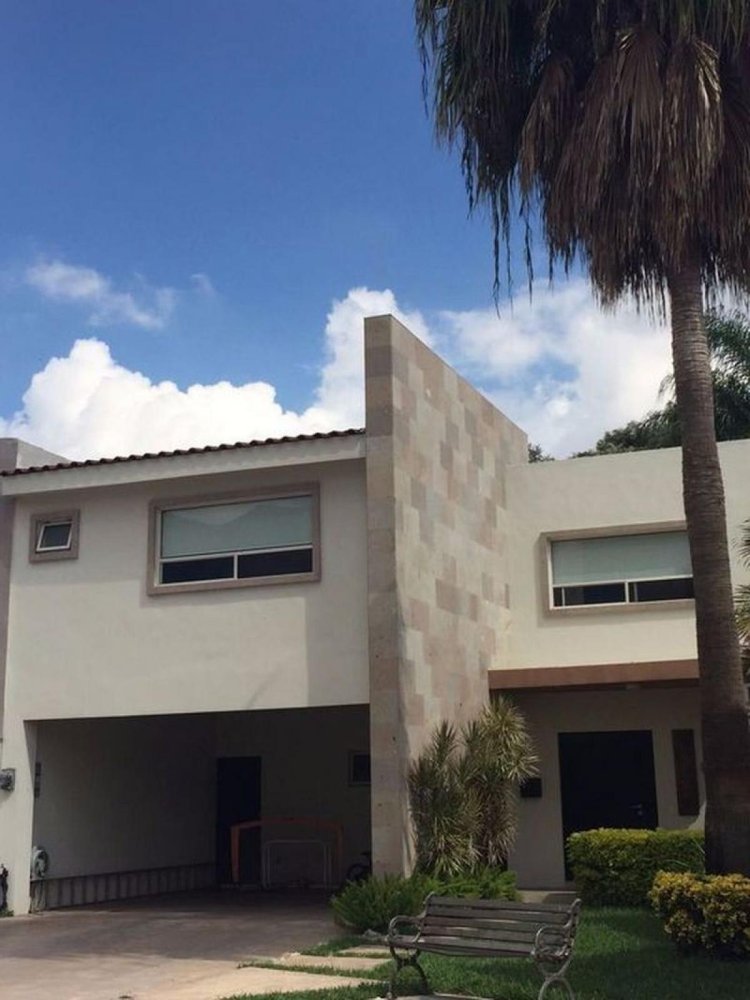 Casa de 3 dormitorios en Nuevo León, Mexico No. 152187