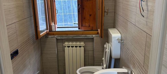 Casa de 3 habitaciónes en Serramazzoni, Italy No. 117185 2