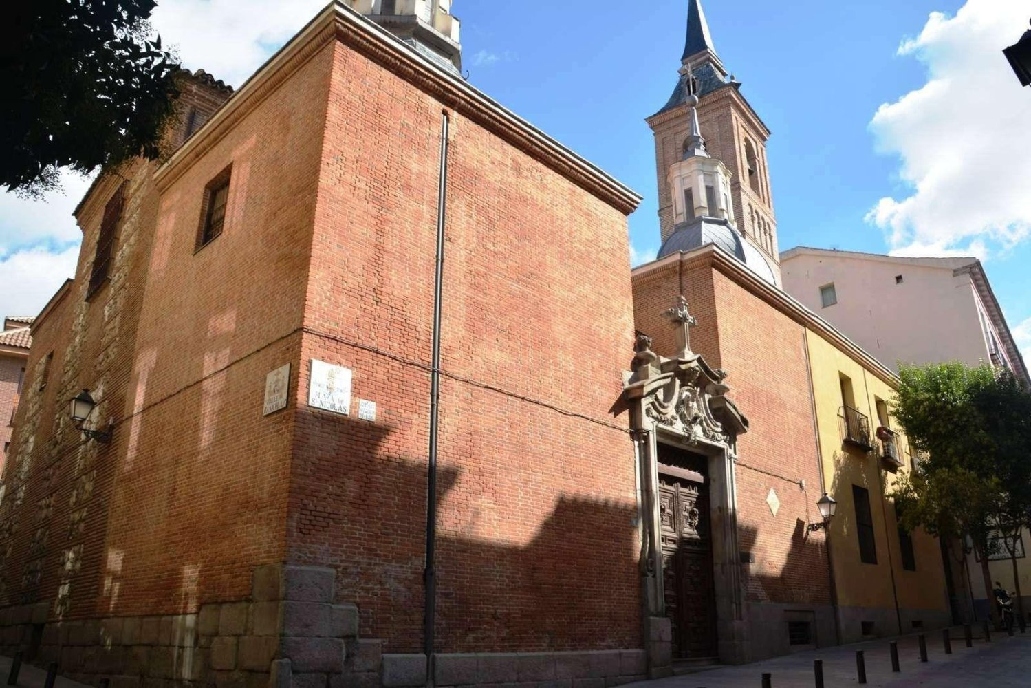 350m² Commercial property for sale in Madrid, Community of Madrid, Spain № 365297