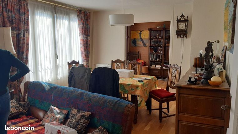 Apartamento de 4 dormitorios en Evreux, France No. 304745