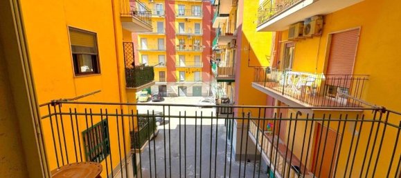 Apartamento T2 em Torre del Greco, Italy N.º 301296 20