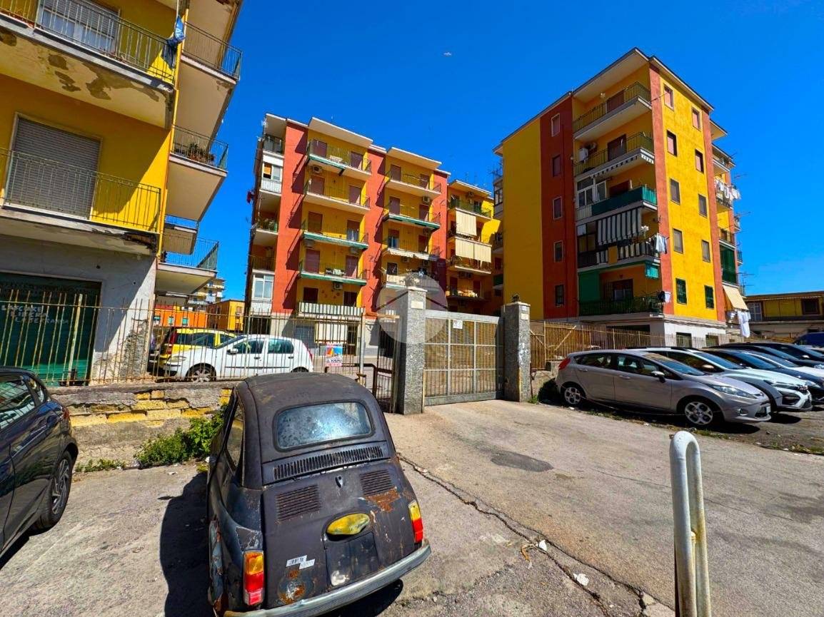 Apartamento T2 em Torre del Greco, Italy N.º 301296