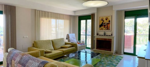 Дуплекс с 4 спальнями в Фуэнхирола, Испания № 184919 2