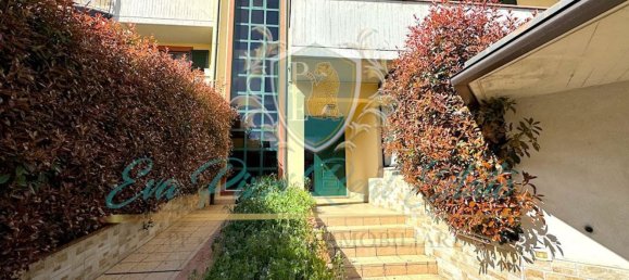 Apartamento de 3 habitaciónes en Lodi, Italy No. 71440 3