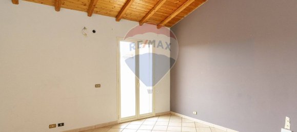 5 rooms Penthouse in Misterbianco, Italy No. 118819 6