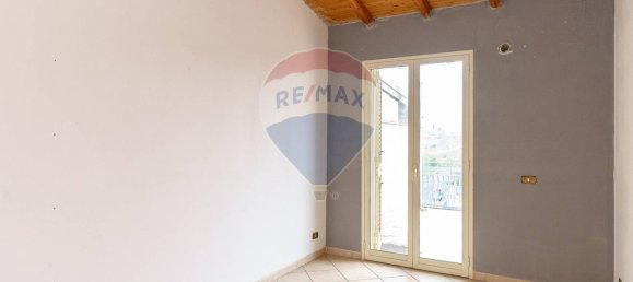 5 rooms Penthouse in Misterbianco, Italy No. 118819 4