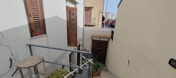 2غرفة شقة في Palermo, Italy رقم 45313 2