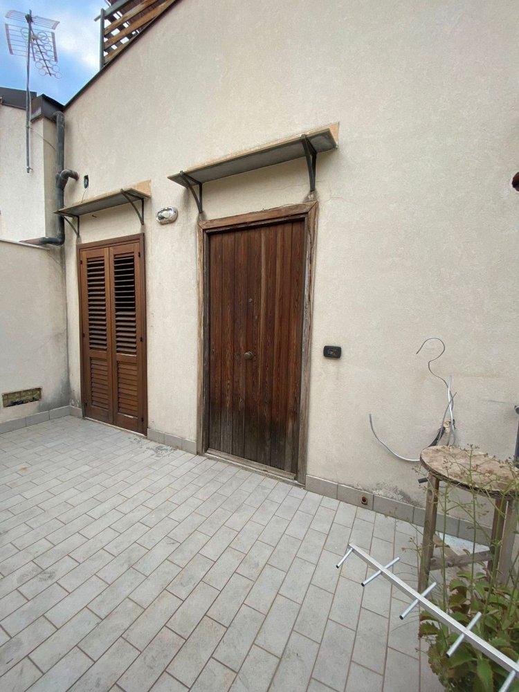 2غرفة شقة في Palermo, Italy رقم 45313