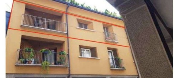 4 Schlafzimmer Doppelhaus in Busto Arsizio, Italy, Nr. 261974 8