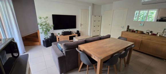 3 Schlafzimmer Haus in Le Muy, France, Nr. 326585 3