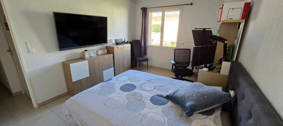 3 Schlafzimmer Haus in Le Muy, France, Nr. 326585 6