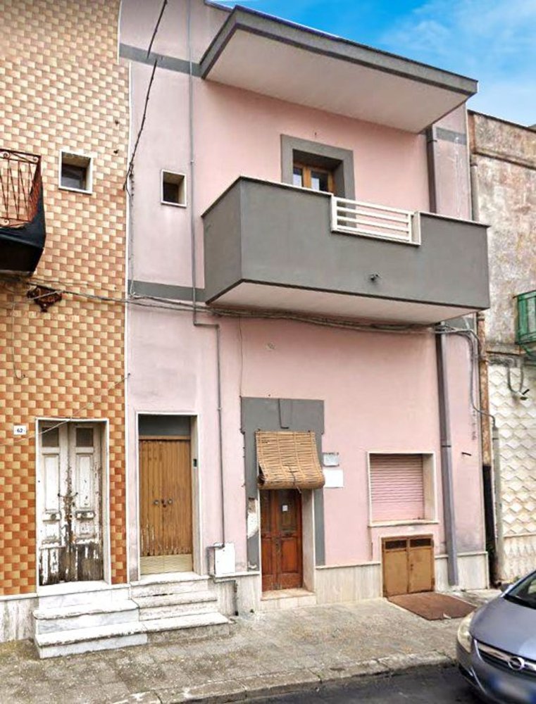 Dúplex de 5 habitaciónes en Carosino, Italy No. 72538