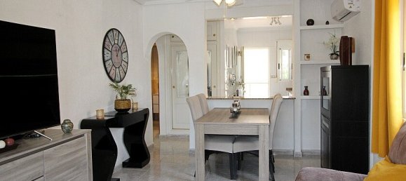 3 bedrooms Villa in Villamartin, Spain No. 14423 18