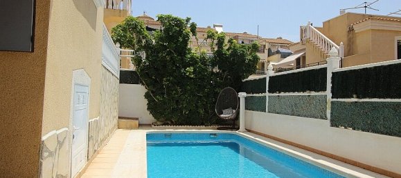 3 bedrooms Villa in Villamartin, Spain No. 14423 6