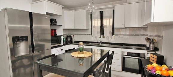 3 bedrooms Villa in Villamartin, Spain No. 14423 22