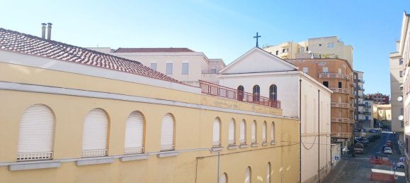 Apartamento T6 em Cagliari, Italy N.º 378357 8