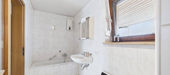 3 bedrooms House in Augsburg, Germany No. 290547 5