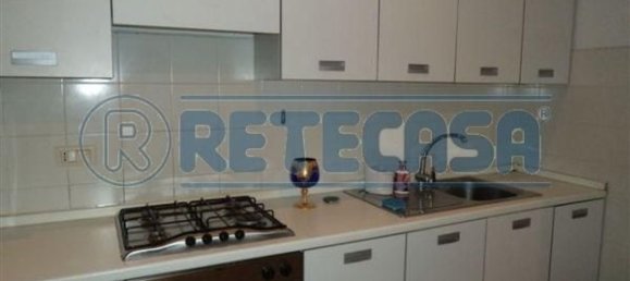 Квартира с 2 комнатами в Анкона, Италия № 5733 4