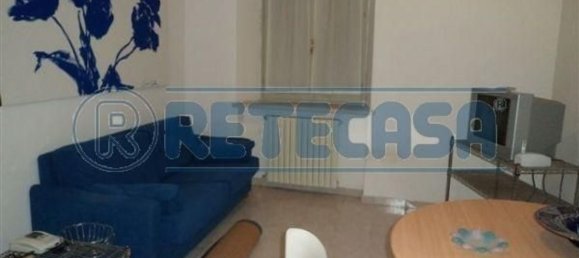 Квартира с 2 комнатами в Анкона, Италия № 5733 2