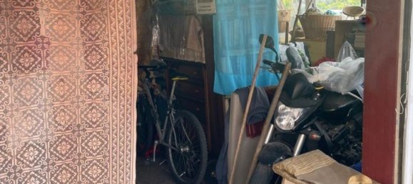 8 rooms House in Carrara, Italy No. 48142 15