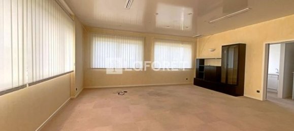 Büro in Izernore, France 1405m², Nr. 312780 10