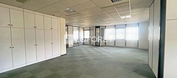 Büro in Izernore, France 1405m², Nr. 312780 6