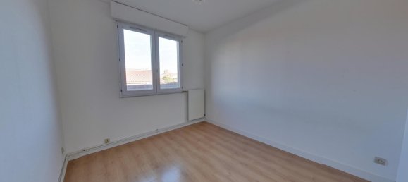 3 bedrooms Apartment in Le Pont-de-Claix, France No. 202657 5