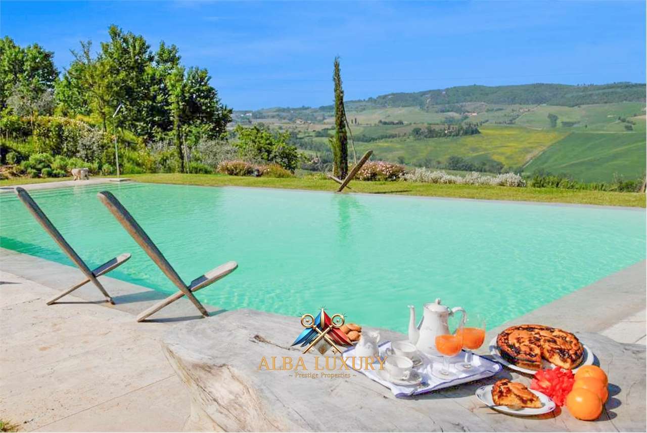 8 bedrooms House in Montepulciano, Italy No. 102377