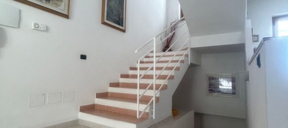 6-salle Villa à Nemoli, Italy No. 61468 14