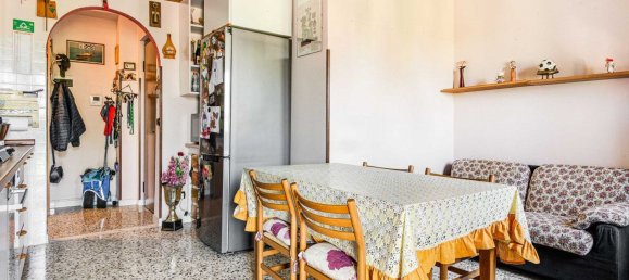 4 bedrooms Apartment in Cerro Maggiore, Italy No. 360514 7