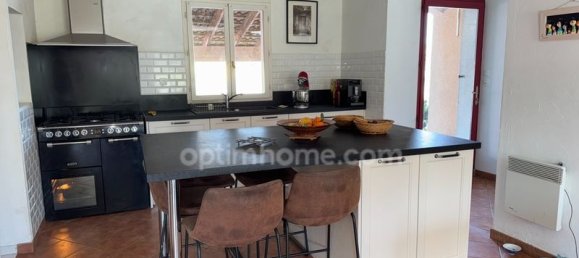 5 bedrooms House in Levignac, France No. 192580 3