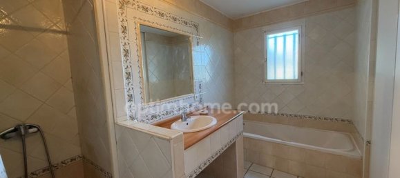 5 bedrooms House in Levignac, France No. 192580 11