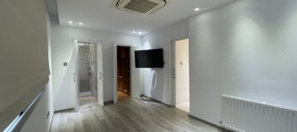 3 Schlafzimmer Villa in Agios Athanasios, Cyprus, Nr. 1360 10