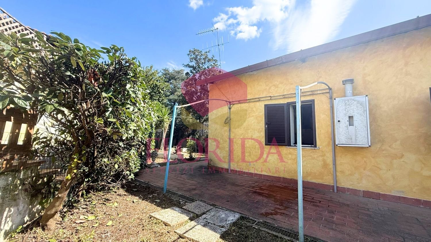 2 Schlafzimmer Haus in Ardea, Italy, Nr. 335193