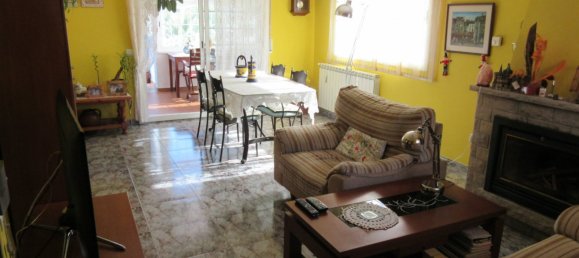 4 bedrooms House in Coma-Ruga, Spain No. 250 2